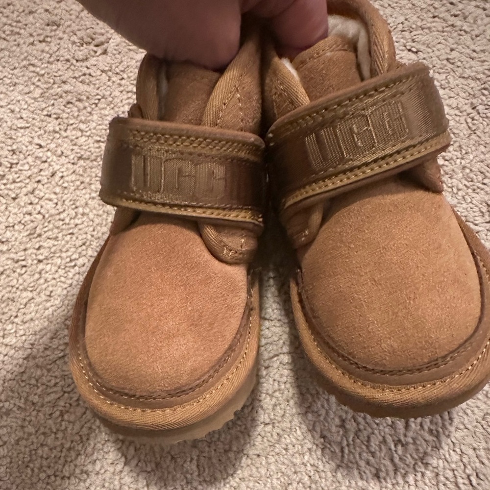 New kids Ugg bootie with Velcro easy strap brand new never worn but no tag